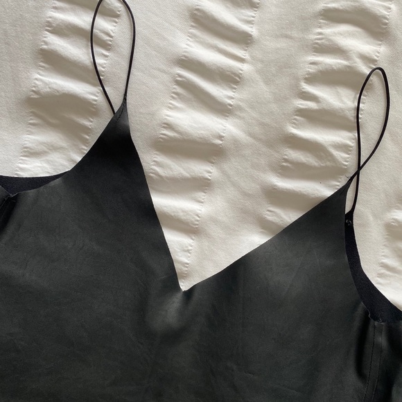 Leather tank - Picture 1 of 4